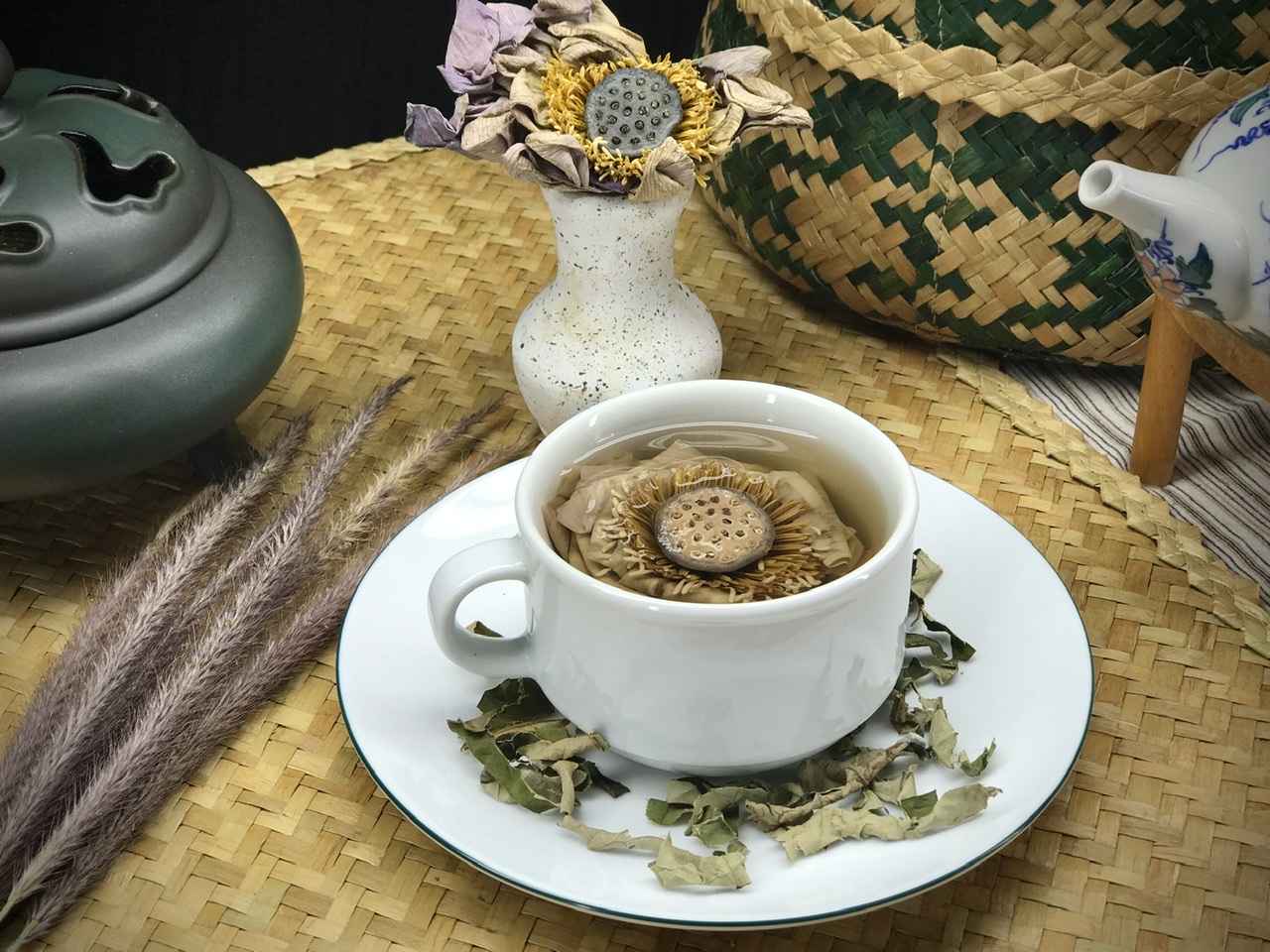 Thực phẩm và đồ uống từ sen